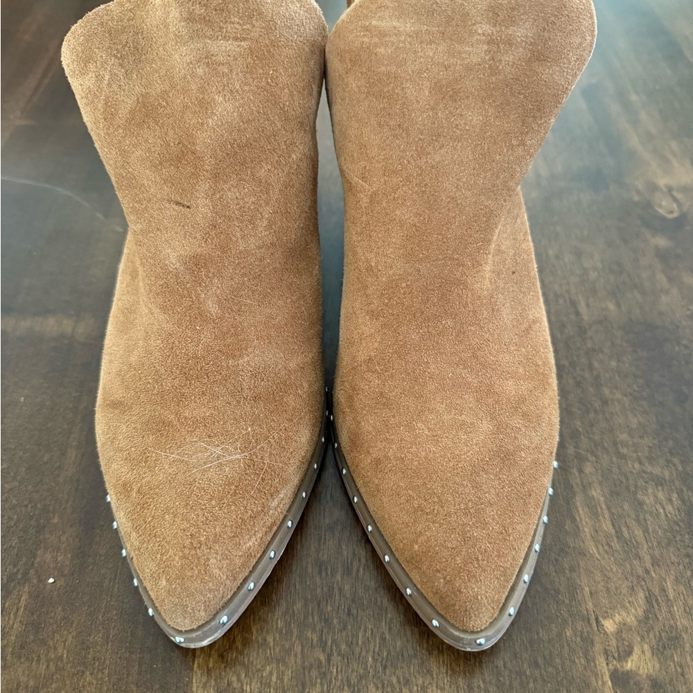 Stylish Brown Suede Women's Boots